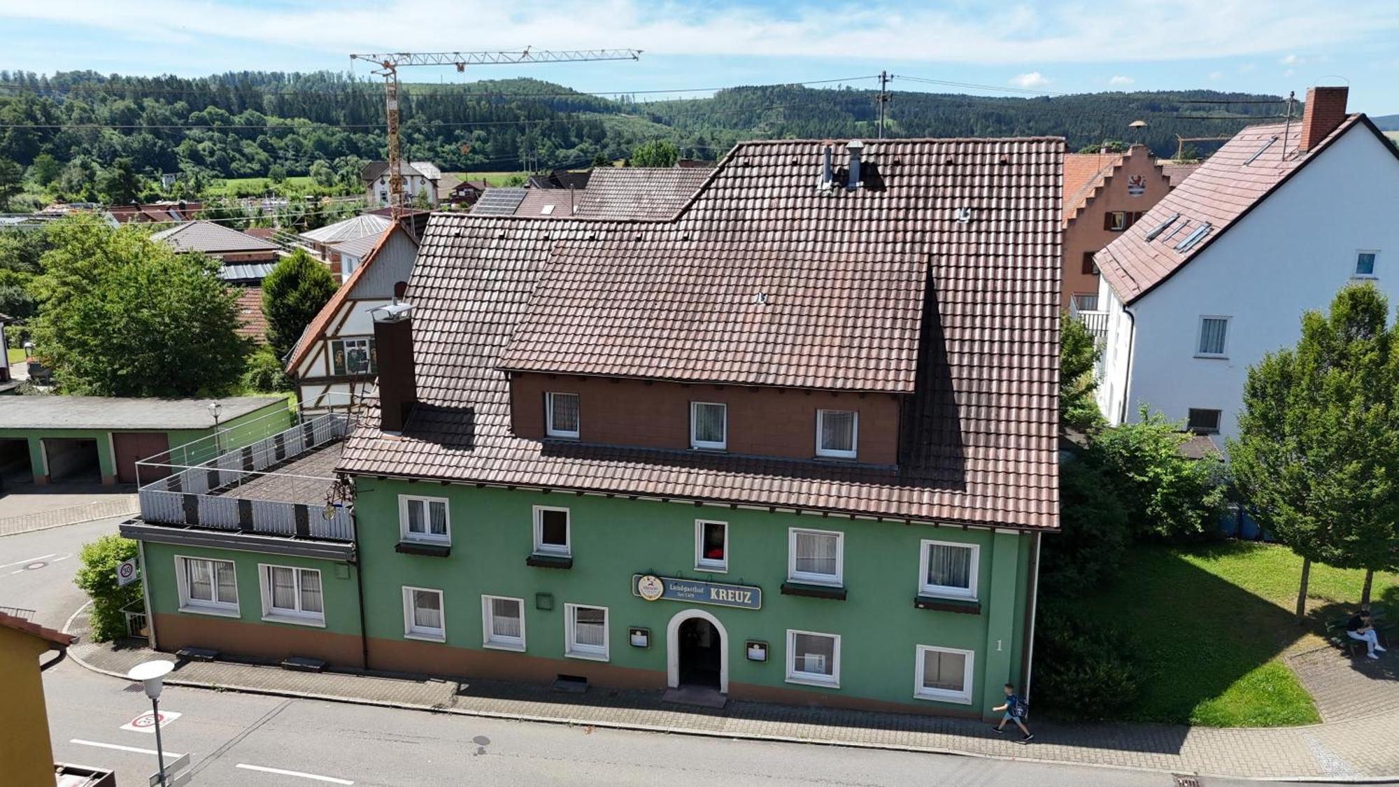 Landgasthof Kreuz Mit Gaestehaus Immendingen Bagian luar foto